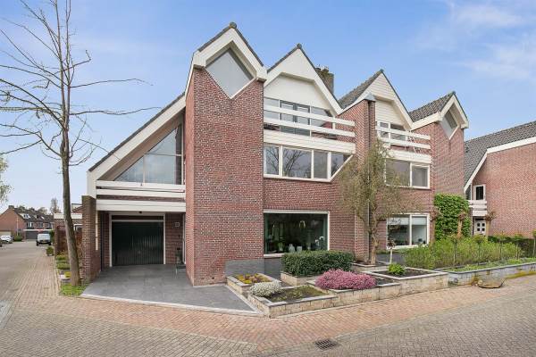 Woning Roestuin 70 Hendrik-Ido-Ambacht