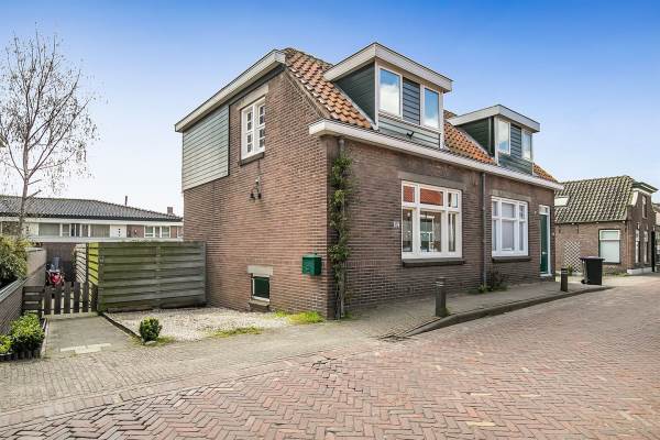 Woning Dorpsstraat 114 Benthuizen