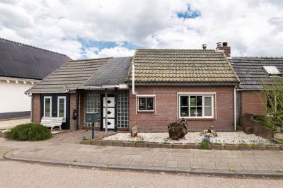 Woning Sjersestraat 16 Almkerk