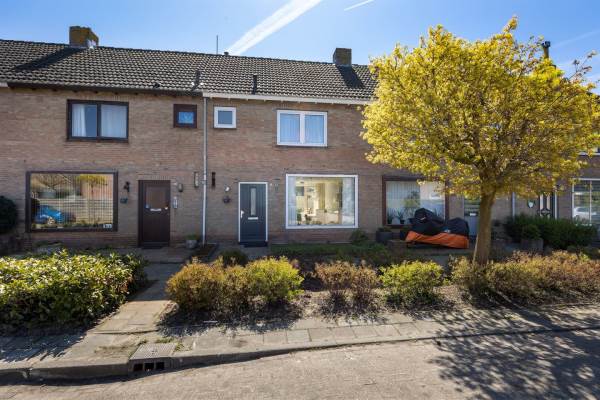 Woning Zonnedauwlaan 12 Rijnsaterwoude