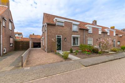 Woning Kerkhoflaan 7 Giessenburg