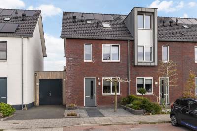 Woning A G van Alfenstraat 4 IJzendoorn