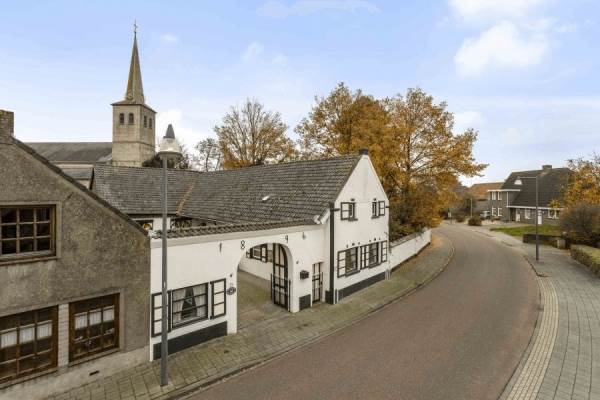 Woning Dorpstraat 27 Buchten