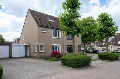 Woning Zilvermosstraat 12 Almere