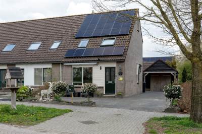 Woning Burgemeester G W Stroinkweg 163 Onna