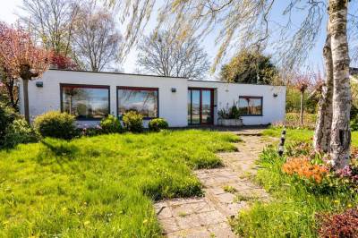 Woning Rozenlaan 8 Hoek