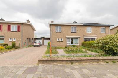 Woning Meidoornlaan 11 Bunde