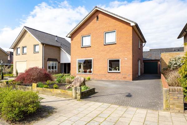 Woning Pastoor Gloerichstraat 36 Deurningen (Gem. Dinkelland)