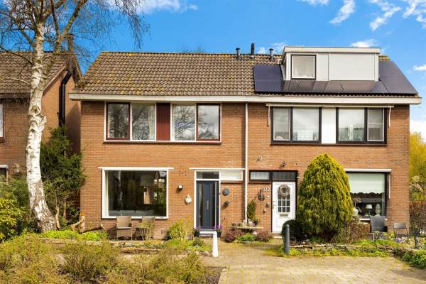 Woning Lisweg 379 Oostzaan