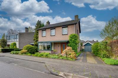 Woning Rembrandtlaan 15 Rijen