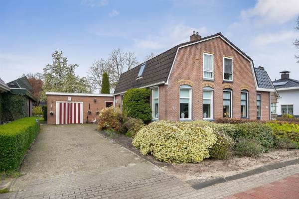 Woning Burg.Backxlaan 91 Nieuwleusen
