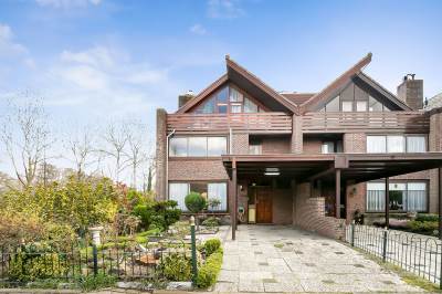 Woning Kennipwerf 8 Hendrik-Ido-Ambacht