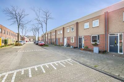 Woning Marguerite Durasstraat 72 Spijkenisse