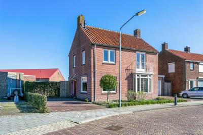 Woning Olavstraat 1 Zevenbergschen Hoek (Gem. Moerdijk)