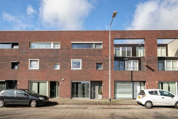 Woning Spaarnwoudelaan 85 Tilburg