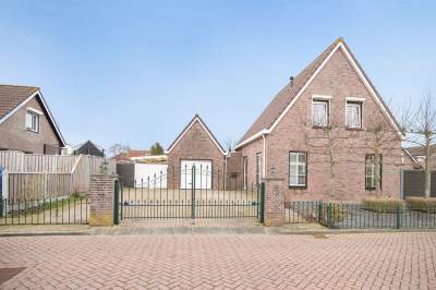 Woning Pastoor van Luenenstraat 57 Achthuizen