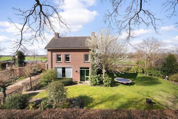 Woning Vijfhuizenbaan 10 Riel