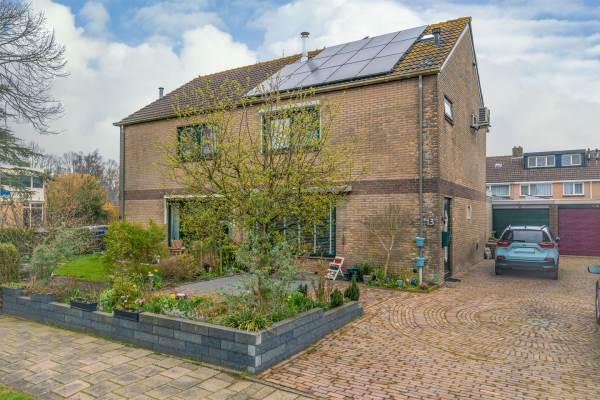 Woning Lamoraal van Egmontstraat 13 Hoogwoud