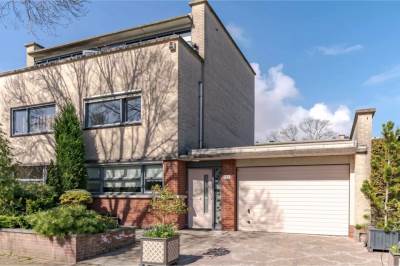 Woning Eindstede 127 Den Haag