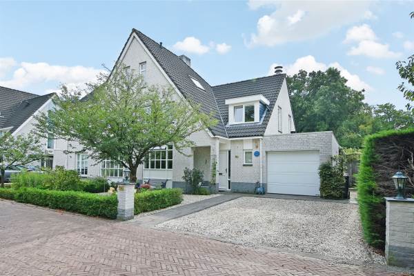Woning Park Leeuwensteijn 99 Voorburg