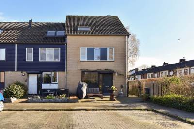 Woning Steven van Rumelaerstraat 27 Mijdrecht