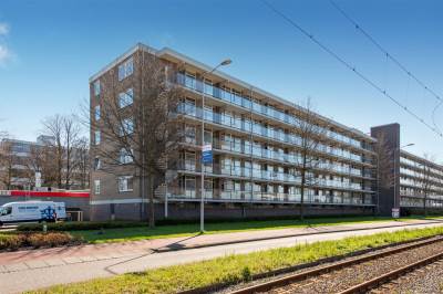 Woning Burgemeester Caan van Necklaan 524 Leidschendam