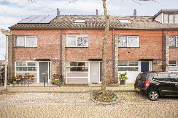Woning Marguerite Durasstraat 3 Spijkenisse