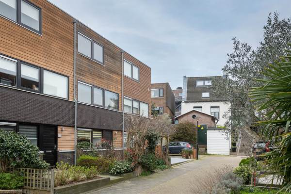 Woning Van Nesplantsoen 21 Alblasserdam