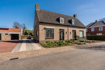 Woning Mennistenlaan 1 Midwolda