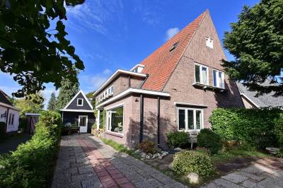 Woning Schoolpad 21 Laren (NH)