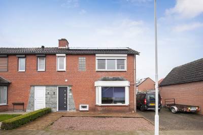 Woning Pastoor Mertensstraat 2 Sint Jansteen