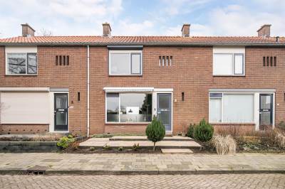 Woning Molenlaan 7 Maasdam