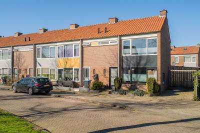 Woning Wielewaallaan 43 Tiel