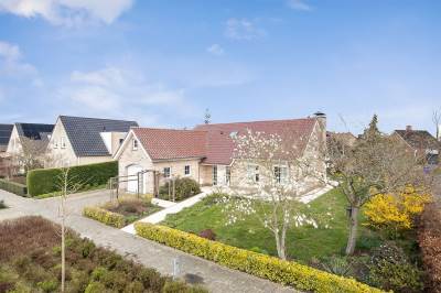 Woning Kanaalpark 49 Philippine