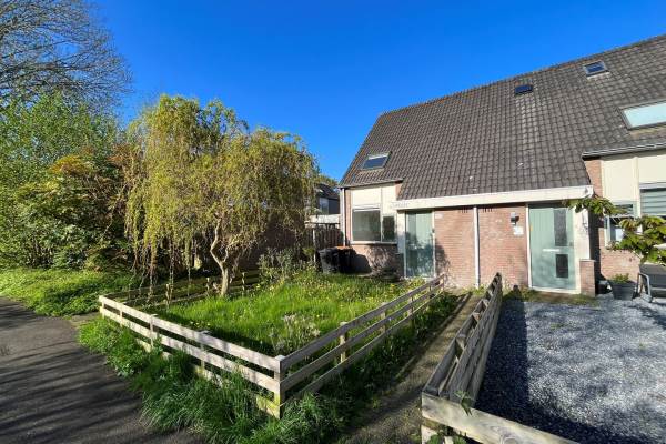 Woning Paardenweide 155 Zwaag