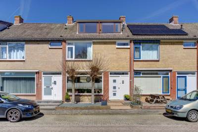 Woning Bazuinstraat 22 Arkel