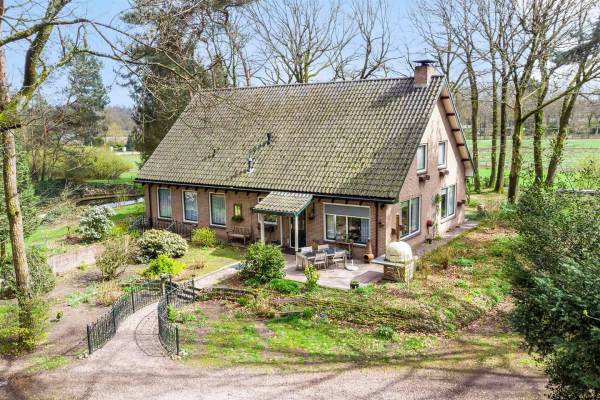 Woning Wekeromseweg 8 Ede