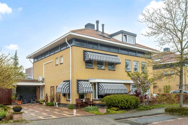 Woning Bouwlust 126 Rhoon