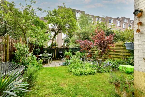 Woning Leeuwerikstraat 14A Amsterdam