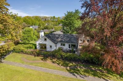 Woning Burg. Arriënsweg 9 Diepenveen