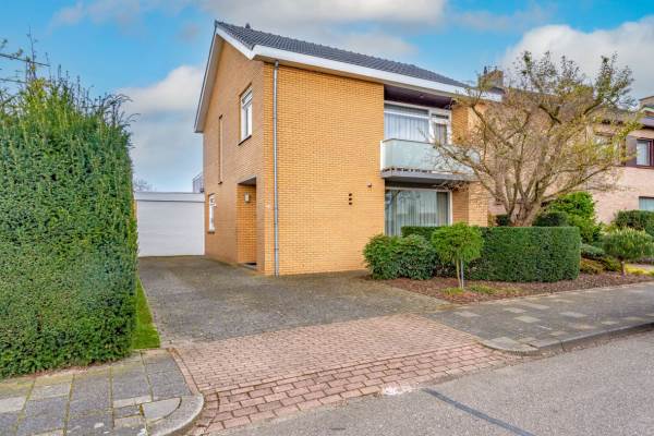 Woning van Sonsbeecklaan 35 Beek (LI)