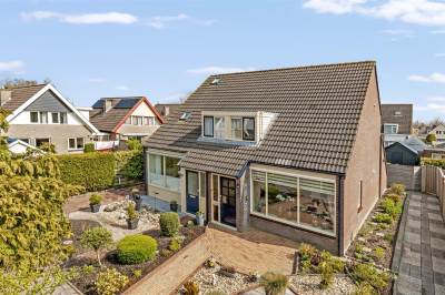 Woning Platohôf 49 Stiens