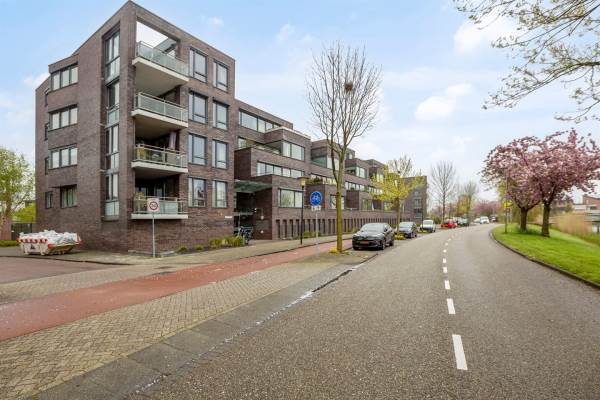 Woning Zuidersingel 82 Barendrecht