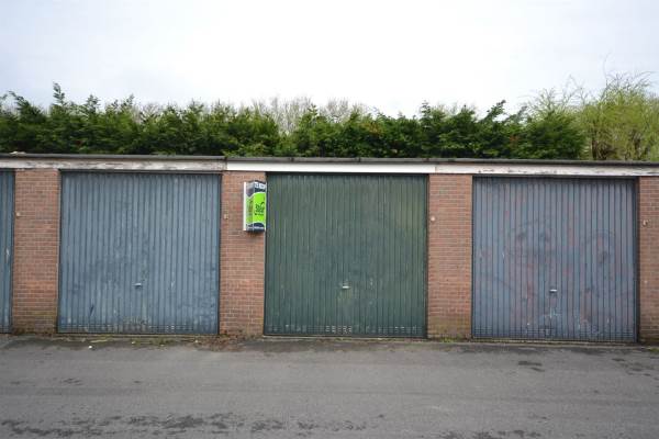 Garage Roelof Bootstraat 37 g- 55 Edam