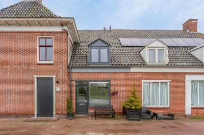 Woning Rijksweg 81 Ten Boer