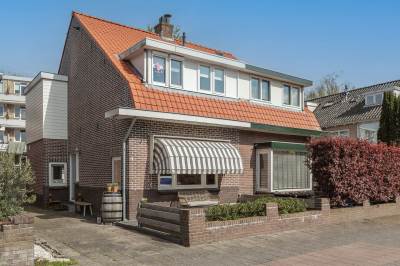 Woning Rozenstraat 4 Alphen aan den Rijn