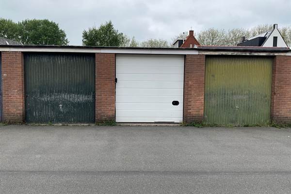 Garage Roelof Bootstraat 37 G 26 Edam