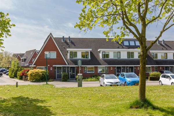 Woning Blauwgras 52 Houten
