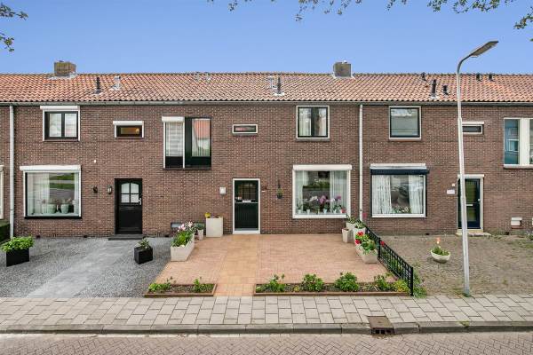 Woning Eendrachtsweg 56 Puttershoek