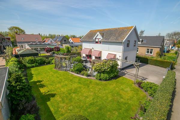 Woning Nieuweweg 14 Strijensas